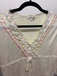 Image 5 of 00s cream sequin long sleeve top with tie detail on bust 