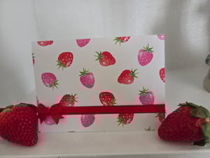 Image of Berries and Bows