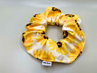 2 left! - Sunflower Scrunchie