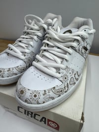 Image 6 of Vintage Circa Widowmaker Lopez size 12