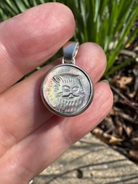 Image 2 of Derp Cat single charm 1