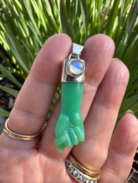 Image 5 of Chrysoprase and moonstone mano figa 