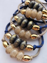 Image 2 of Pulsera Arena negra  de Domingo Ayala 