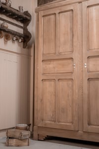 Image 7 of Armoire en chêne