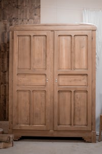 Image 8 of Armoire en chêne