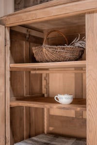 Image 13 of Armoire en chêne