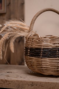 Image 4 of Panier en osier rond
