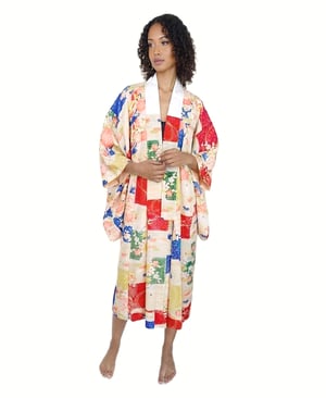 Image of Kimono dame af uld med florale mønstre