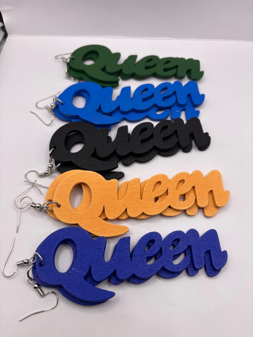 Image of Queen Earrings 