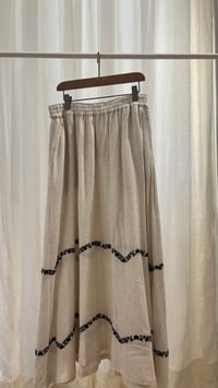 Image 2 of Falda Aella Beige 