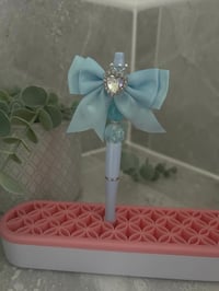 Image 5 of Pre-made Fancy Bow Pen