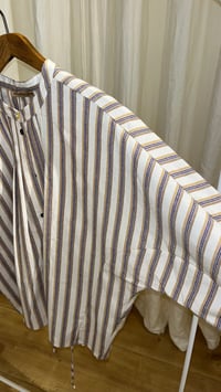 Image 3 of Blusa Celesta Beige 