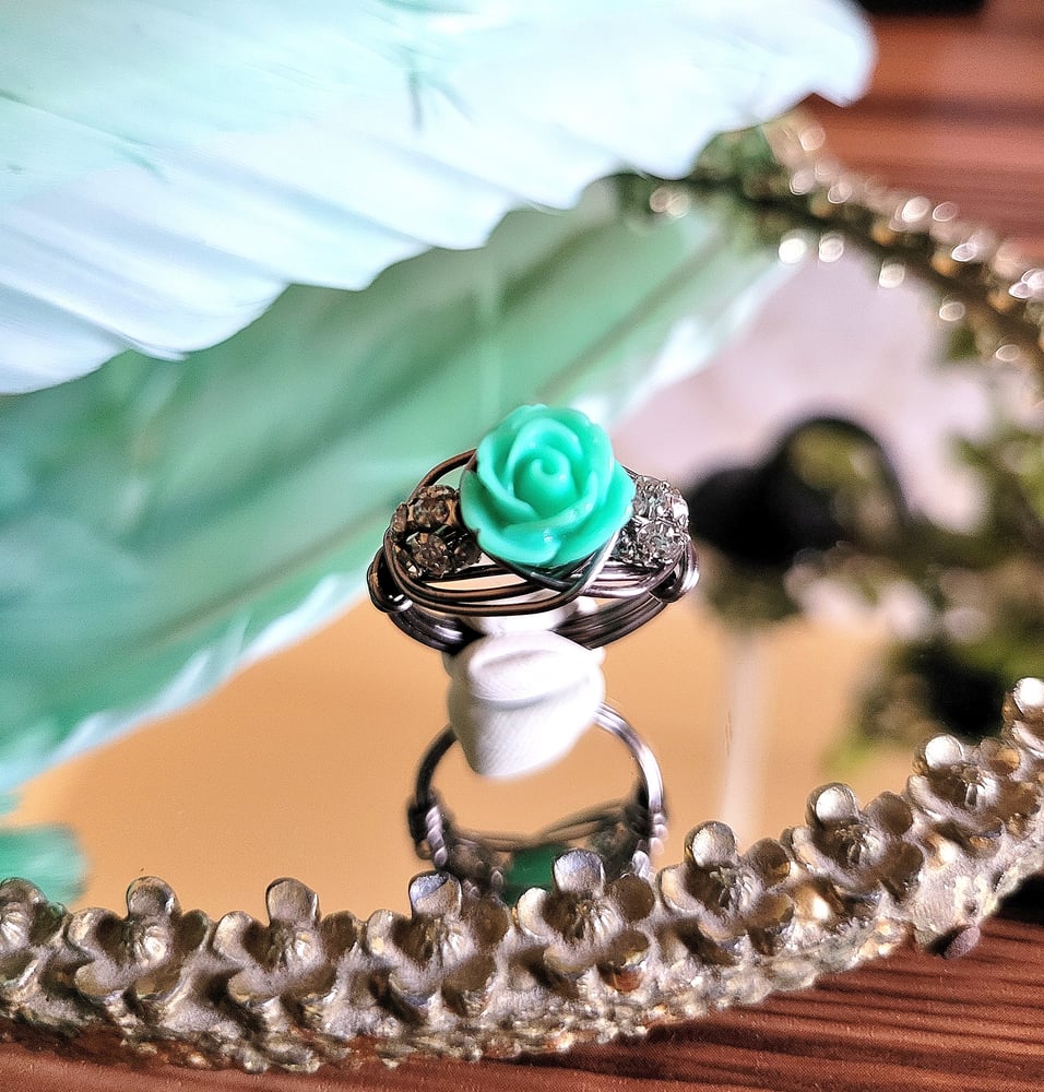 Image of Green Rose Wire Wrapped Ring