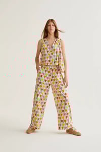 Image 3 of Chaleco con estampado Tulipa