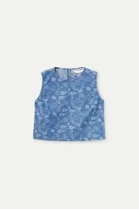 Image 5 of Top azul con estampado Paisley
