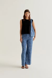 Image 4 of Pantalón con estampado Paisley