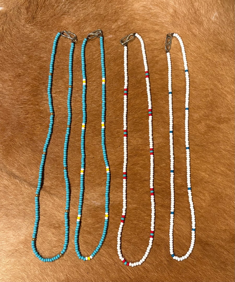 Image of Glass bead necklace 