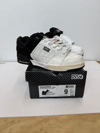 Image 6 of Vintage DVS squadron size 9