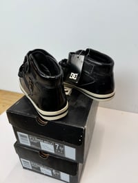 Image 4 of vintage DC women’s Venice size 6 , 7