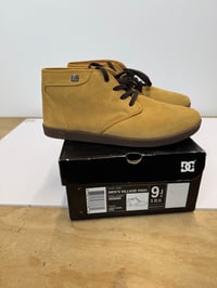 Image 2 of Vintage DC village high size 9.5