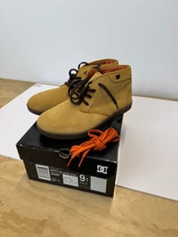 Image 6 of Vintage DC village high size 9.5