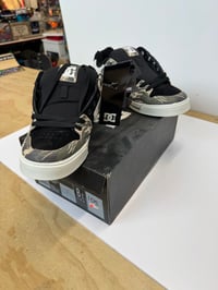 Image 5 of Vintage DC pure size 8