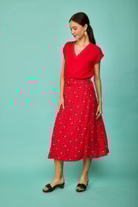 Image 4 of  Falda Colindres rojo