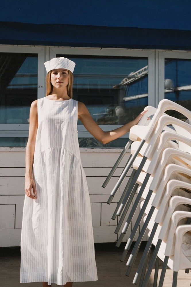 Image of 3-Vestido low back striped