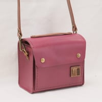 Image 2 of Tiny Box vegetable-tanned cherry