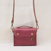 Image 1 of Tiny Tiny Box vegetable-tanned cherry