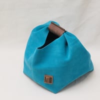 Image 5 of Jumbo Siops aqua suede
