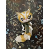 Image 3 of Watcher of Leaves (Wool Sculpture)