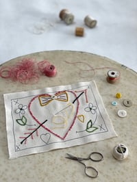 Image 1 of Heart Border with Flowers Embroidery Template 