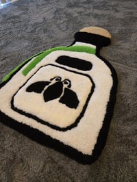 Image 2 of Hand-Tufted Bottle Rug: Acrylic Yarn Accent Rug