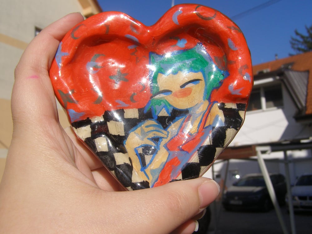 Image of Heart Ashtray