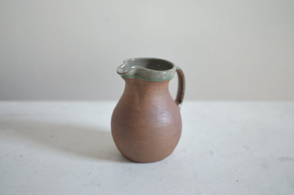 Image of Medium jug