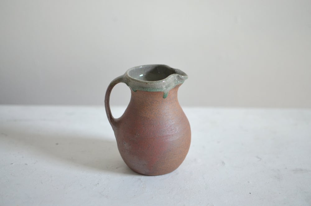 Image of Medium jug