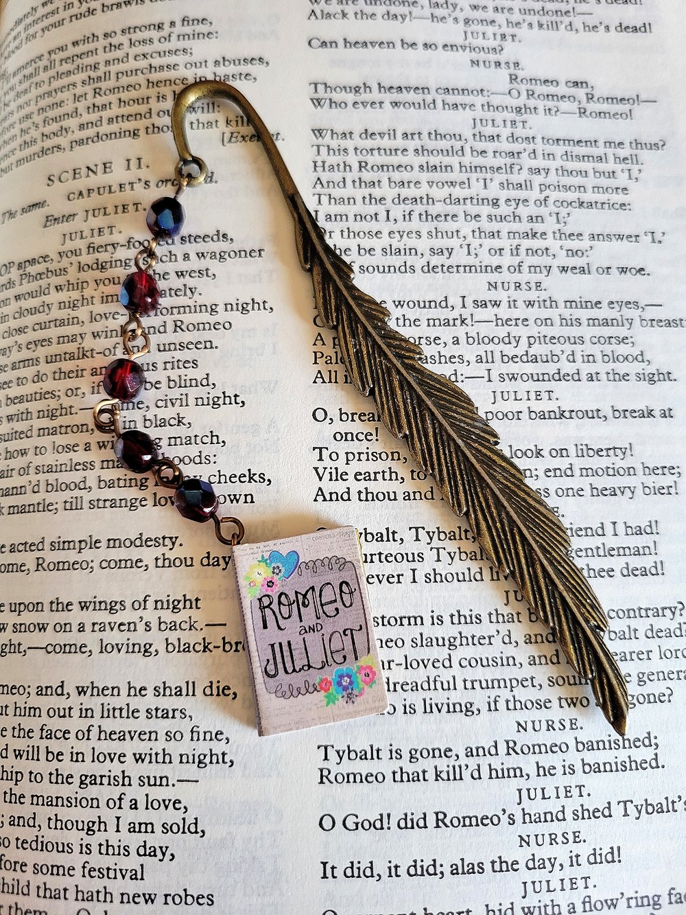 Image of Romeo and Juliet Metal Feather Bookmark