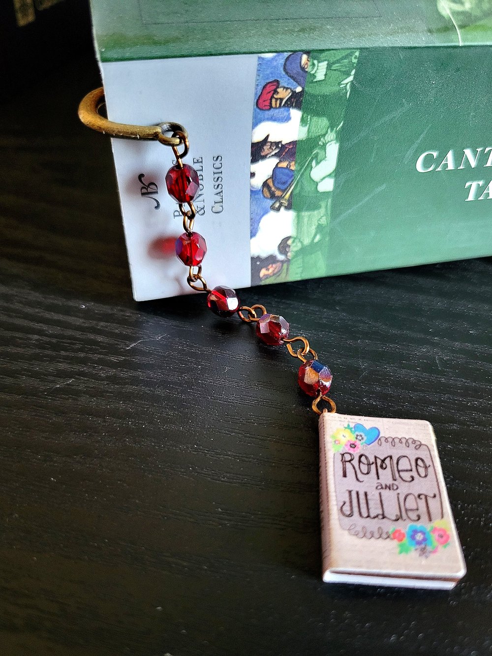 Image of Romeo and Juliet Metal Feather Bookmark