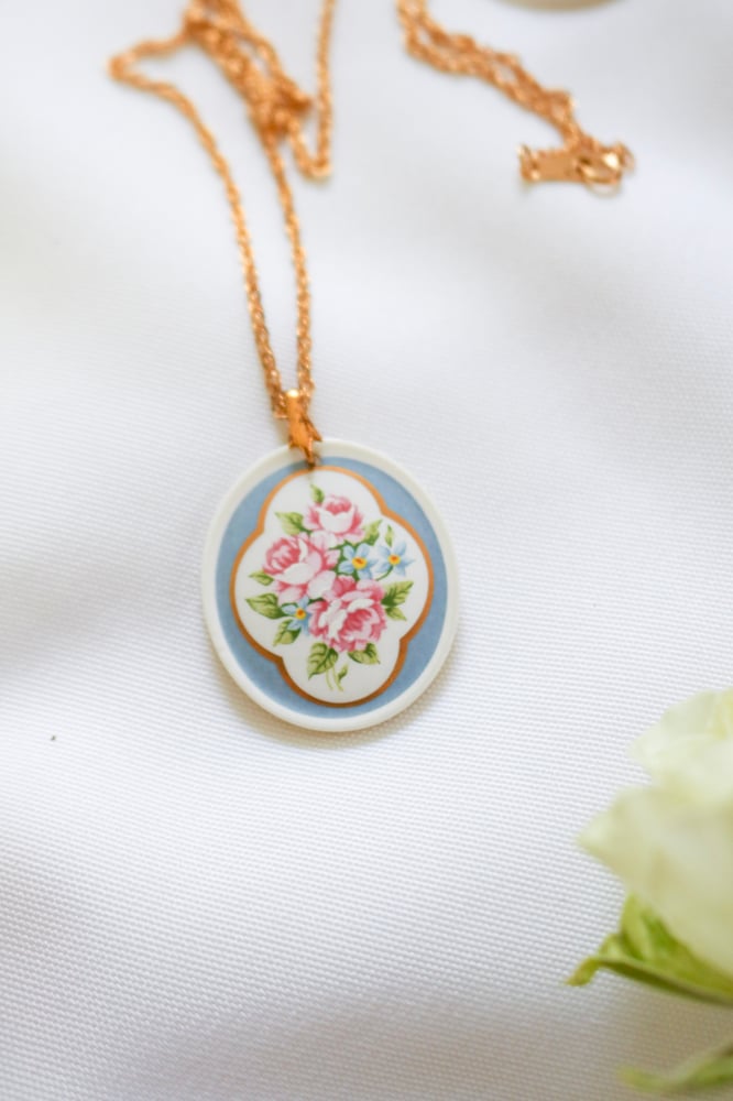 Image of Vintage Avon Springtime Bouquet Earrings and Pendant Set 