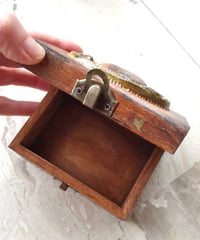 Image 4 of 🦔 'Χαμογέλα' (ξύλινο κουτάκι)