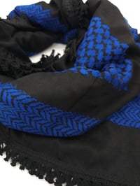 Image 4 of Blue and Black keffiyeh (Made in Jordan)