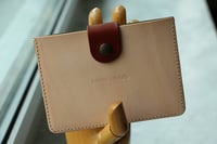 Image 4 of Card holder in naturel and green