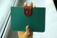 Image 5 of Card holder in naturel and green