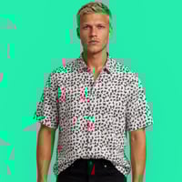 Camisa manga corta conejitos fondo blanco