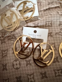 VL Hoop Earrings OVAL Shape 