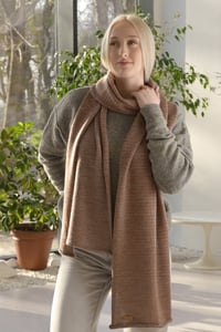 Image 4 of baby alpaca extra fine scarf _ dusty pink