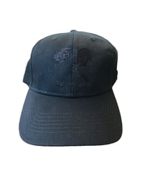 black on black start smoking hat
