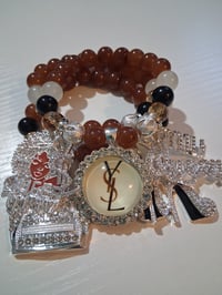 Image 2 of Brown y queen 