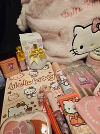 Image 2 of Hello Kitty Fluffy Shoulder Bag Bundle 